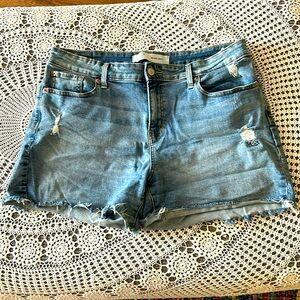 Levi shorts